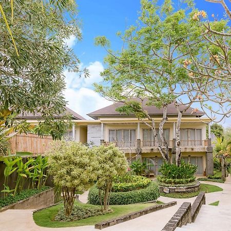 La Berceuse Resort And Villa Nusa Dua By Taritiya Collection Exterior foto
